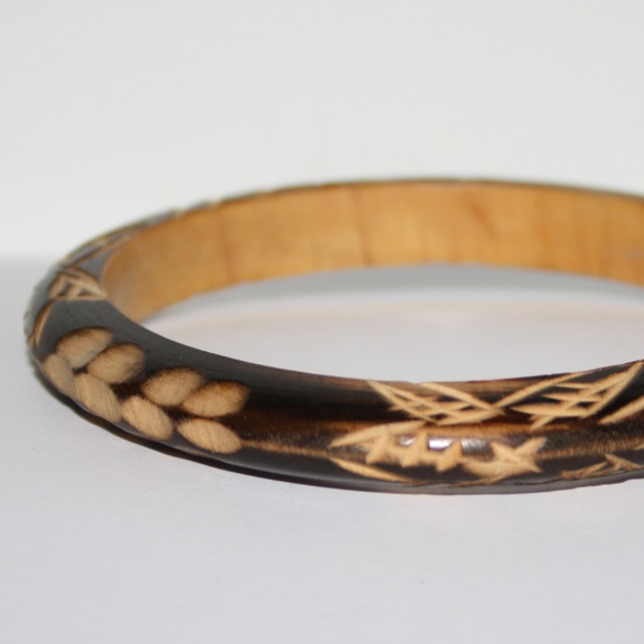 Vintage Jewelry - Beautiful vintage wooden etched bangle